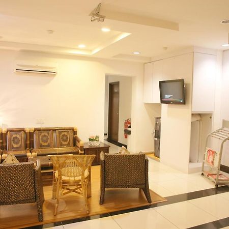 N K Hotel Muar Εξωτερικό φωτογραφία